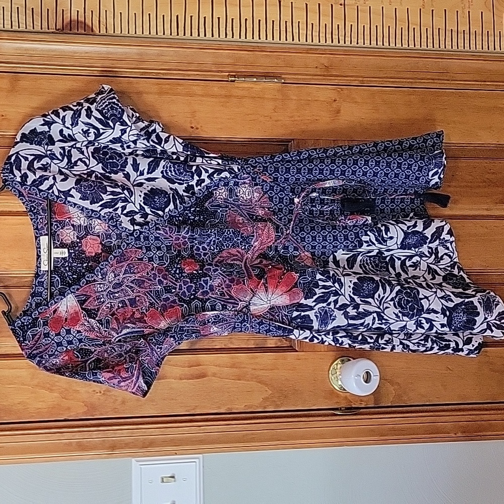 Jessica Simpson Maternity Shirt